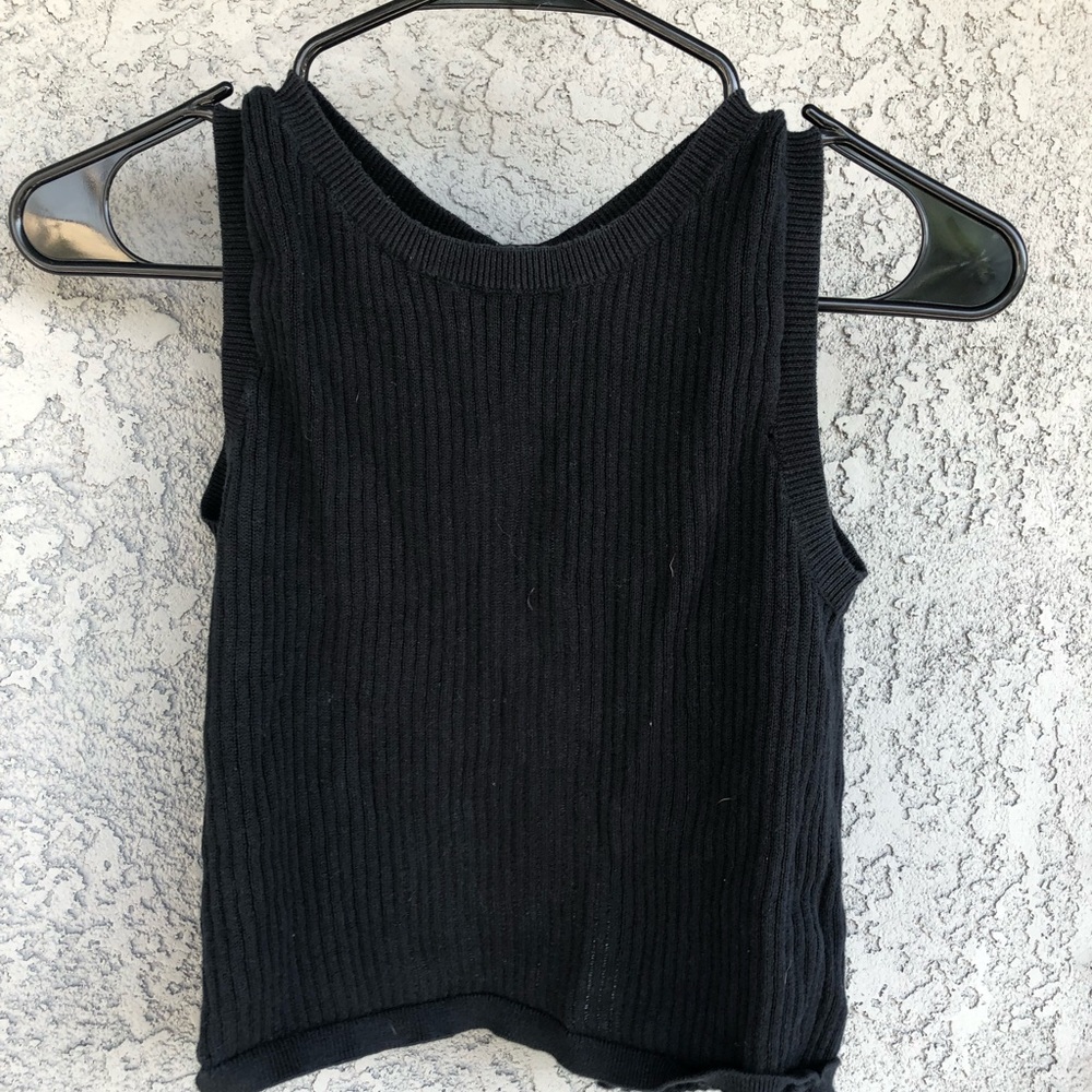 brandy melville open back shirt